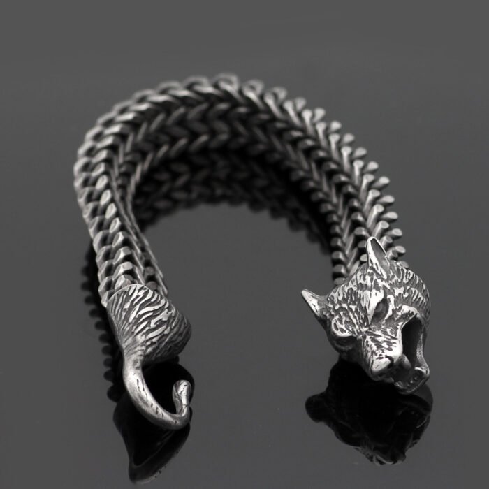 1622185845783 Bracelet Men Stainless Steel Vintage Black Wolf Head Cuban Chain Hand Wristband Male Fashion Jewelry Wholesale Accessories Gifts