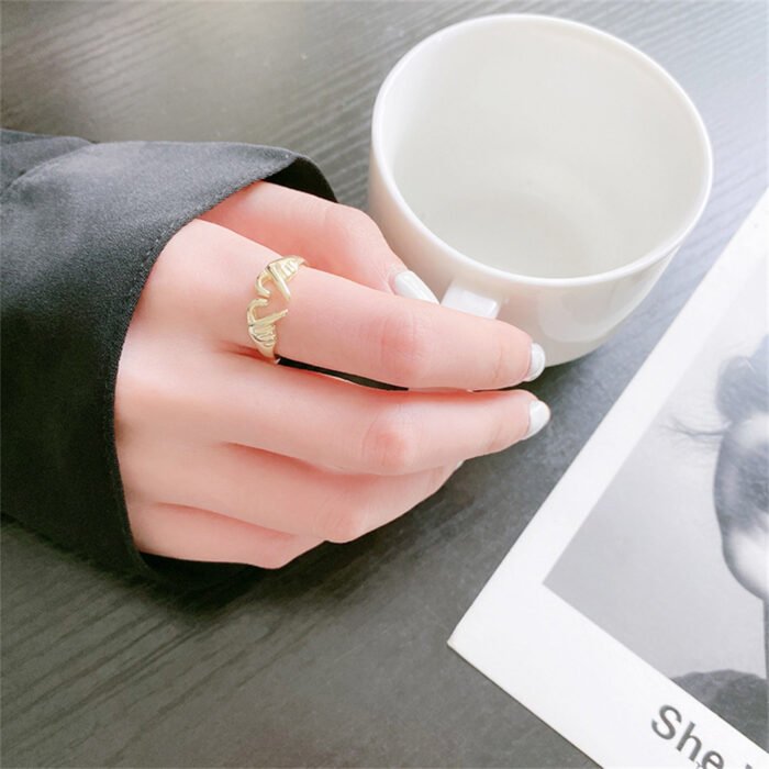 2bbddbac 090d 4f84 ad2c 7d8614fb2d29 Romantic Heart Hand Hug Fashion Ring For Women Couple Jewelry Silver Color Punk Gesture Wedding Men Finger Accessories Gifts