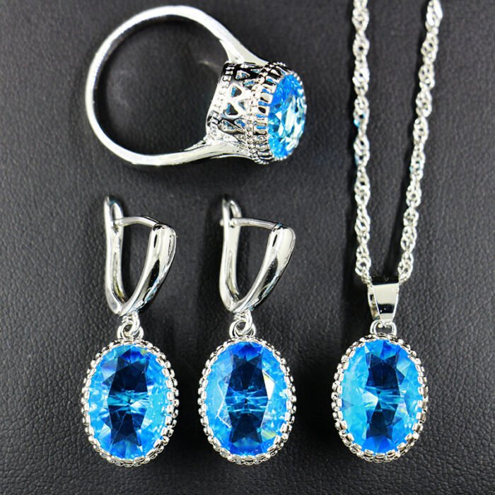 2c516f76 6bc6 49f0 8b44 05decedac5e4 Bride Wedding Party Dinner Jewellery Set Hair Claw Diamond Jewellery