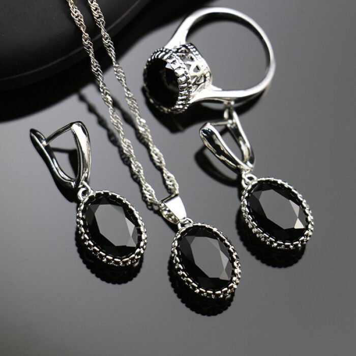 df79da35 ed5c 4eb3 ba72 4ab4df083133 Bride Wedding Party Dinner Jewellery Set Hair Claw Diamond Jewellery